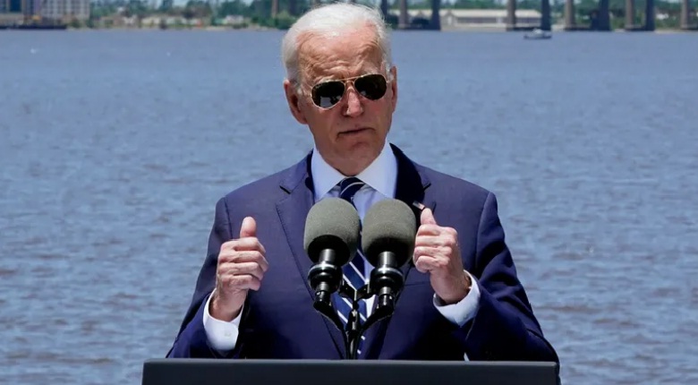President Biden says Rich Americans have their Vacation Homes & Private Jets